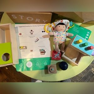 Lovevery Playkit The Thinker Months 11-12